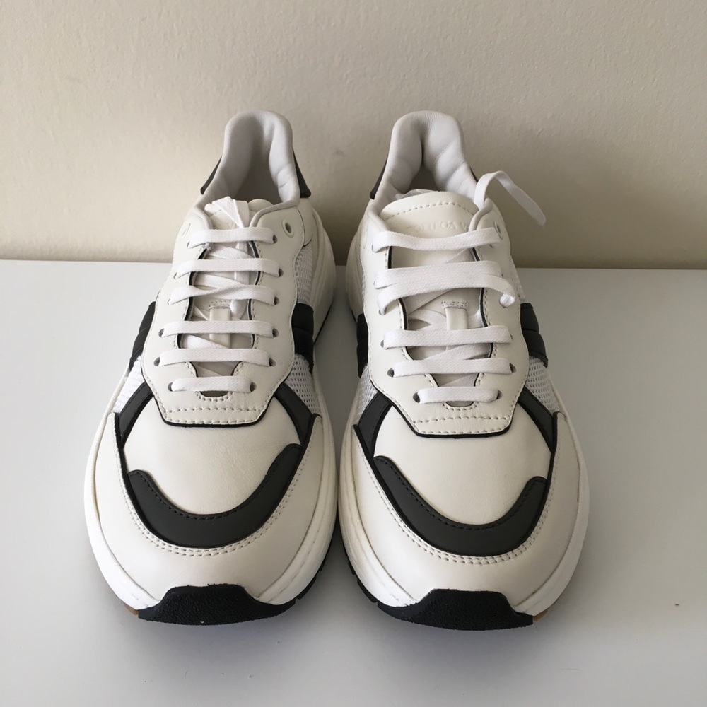 Bottega Veneta Mens Speedster Leather Sneakers